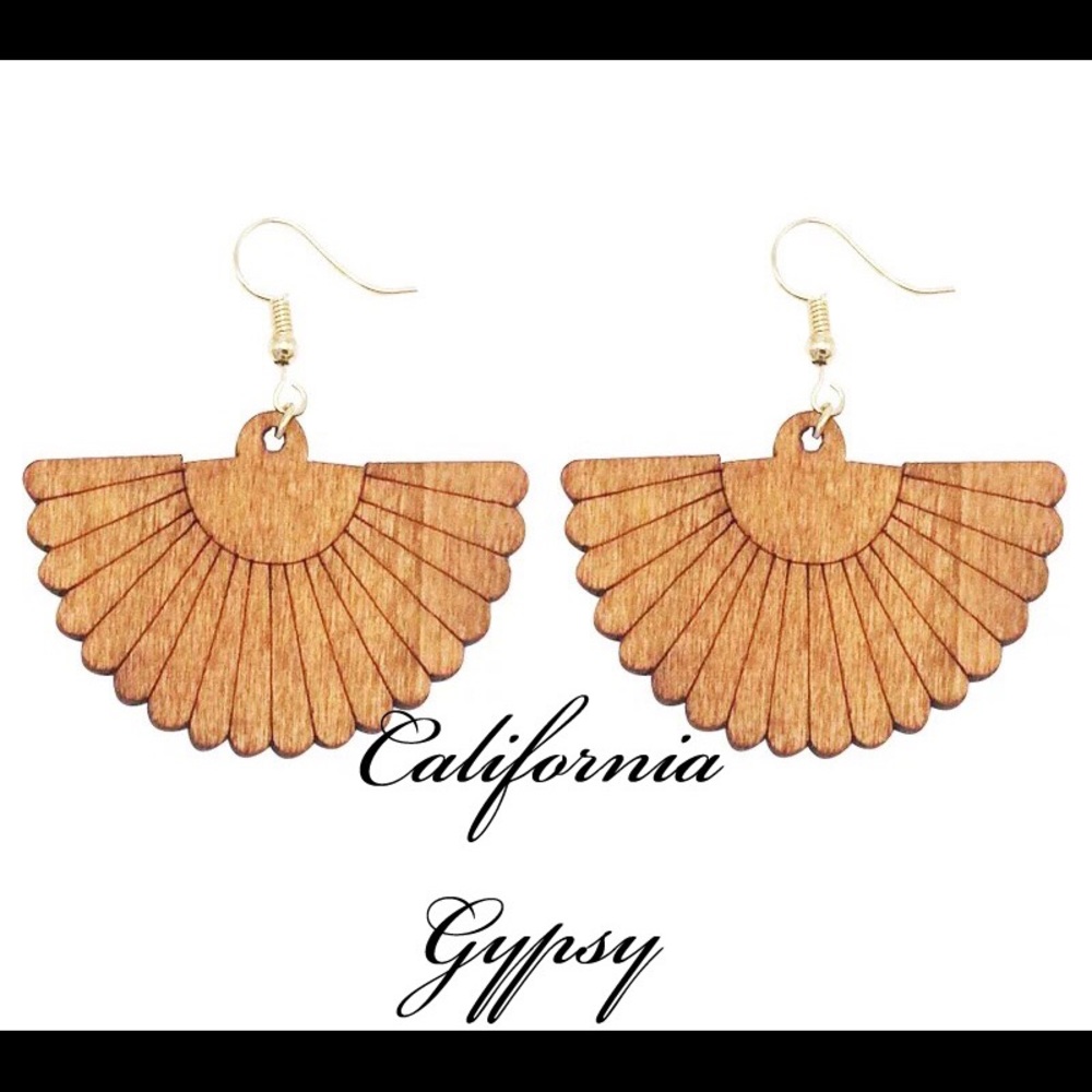 Boho Festival hippie etched wood earrings๐ธ - Picture 2 of 3